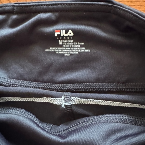NWT FILA sport Legging High Rise Size M - Picture 4 of 4